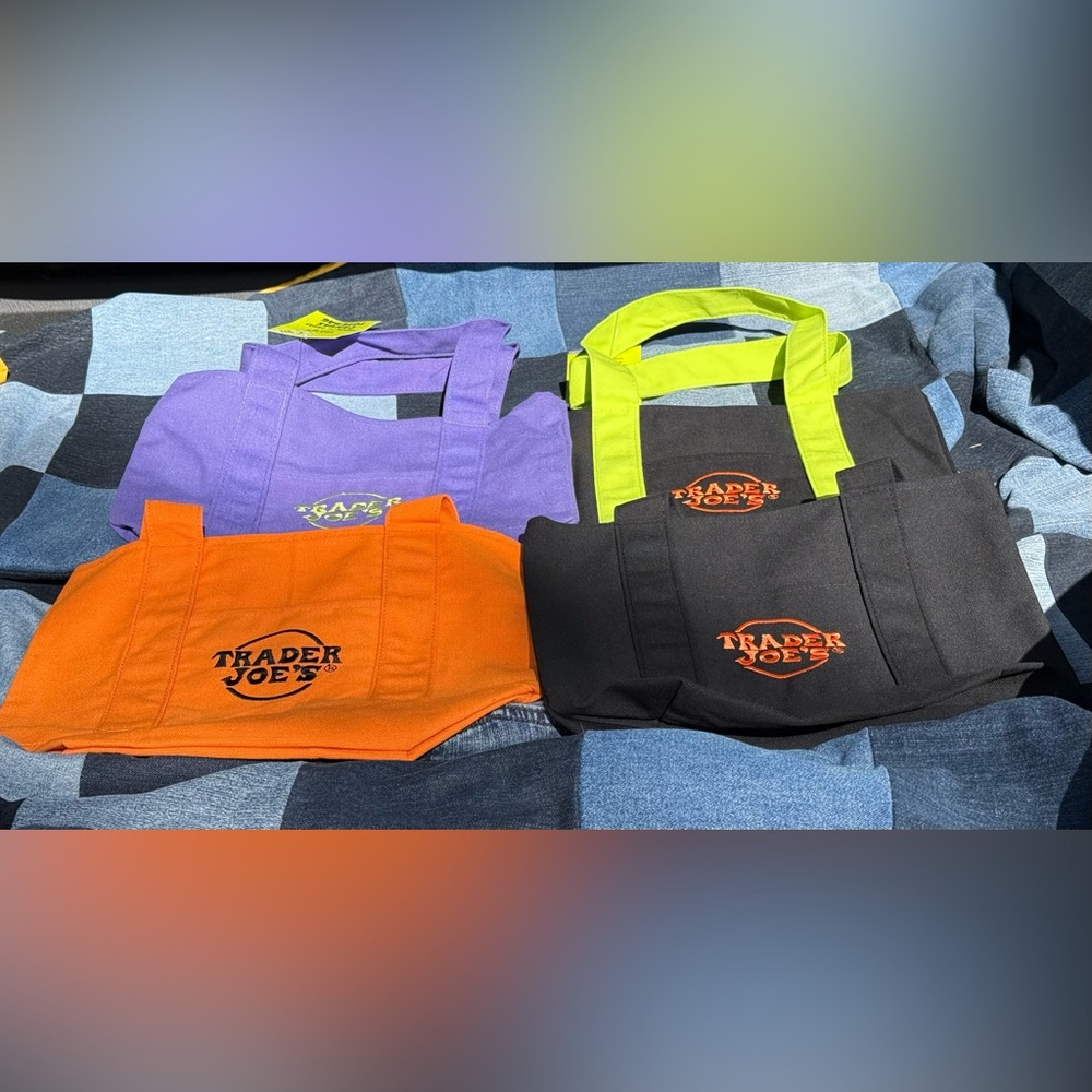 Trader Joes Limited Edition Halloween Mini Tote Bags